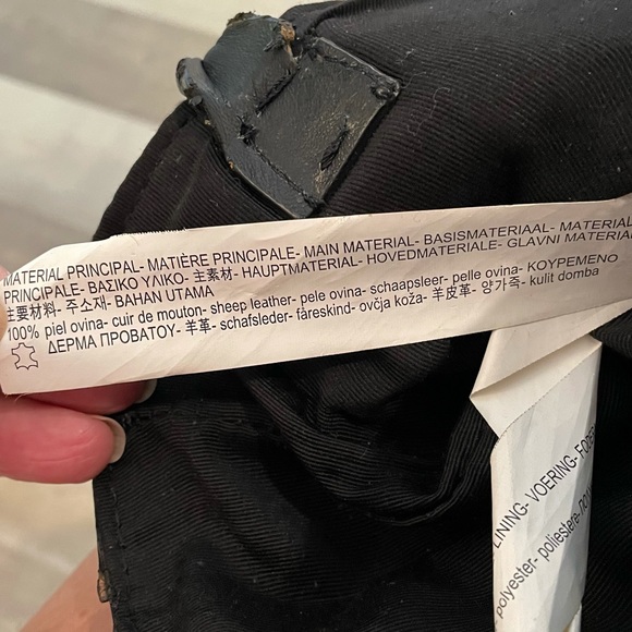 Zara Leather Bag. - Picture 7 of 8